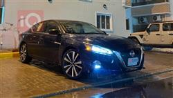 نيسان ألتيما